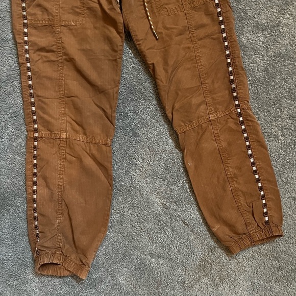 Anthropologie Brown Street Joggers Embroidered Side Detailing XS - Picture 4 of 16